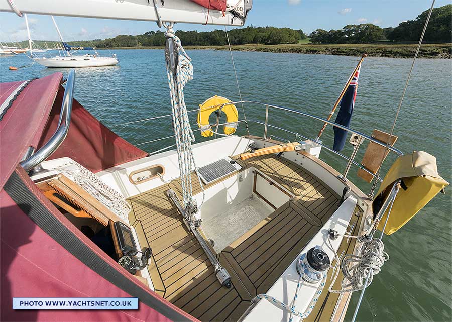 Cockpit aft