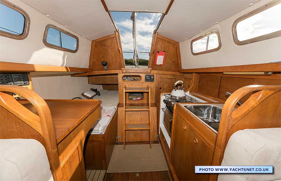 Saloon aft