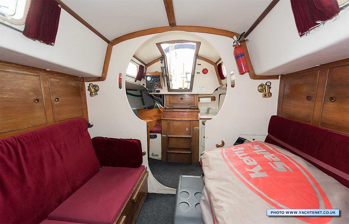 Saloon aft