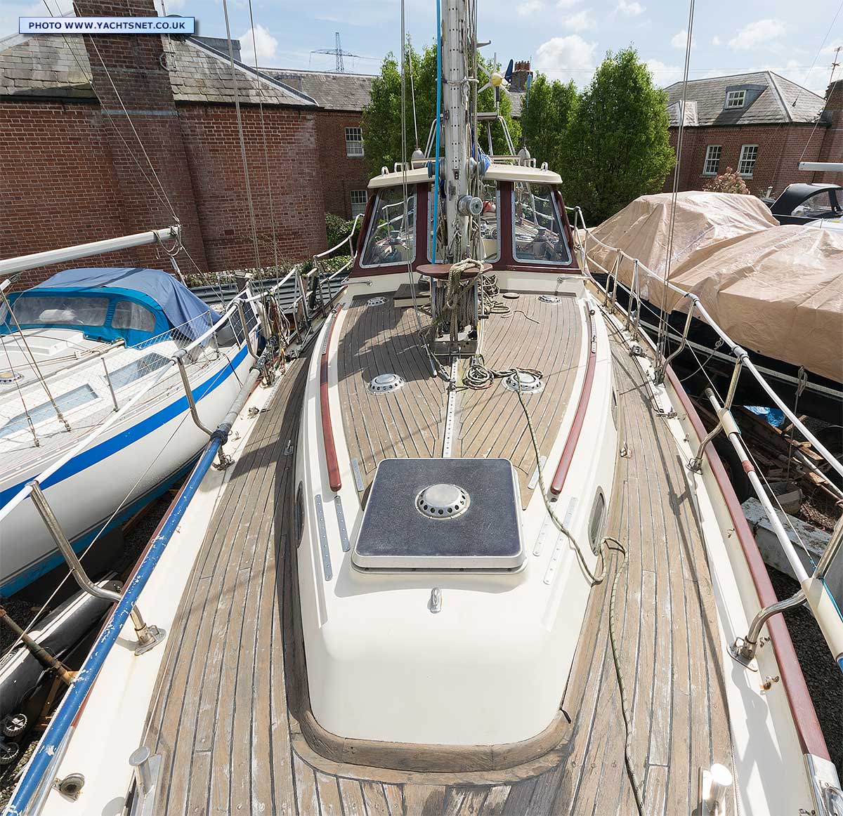 Deck aft