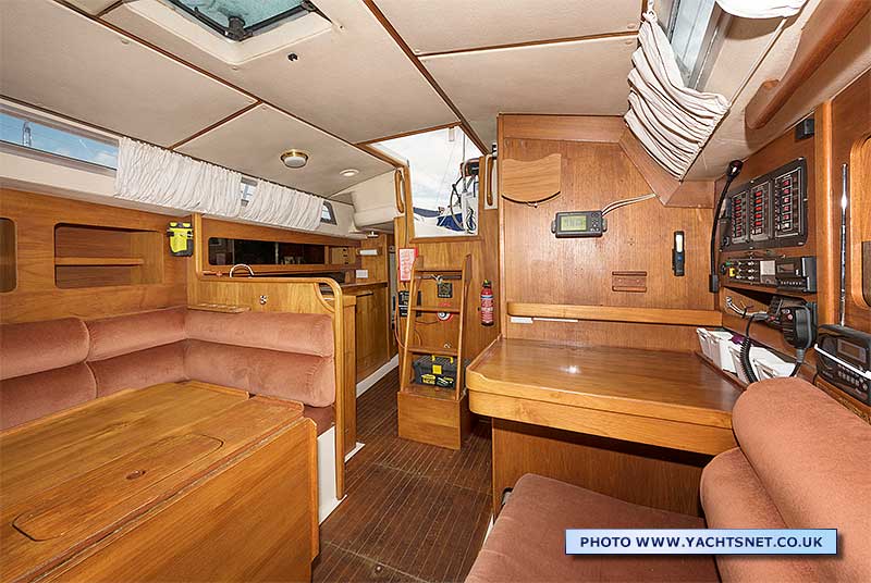 Saloon aft